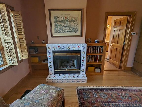5th image of 20285 Randolph Dr