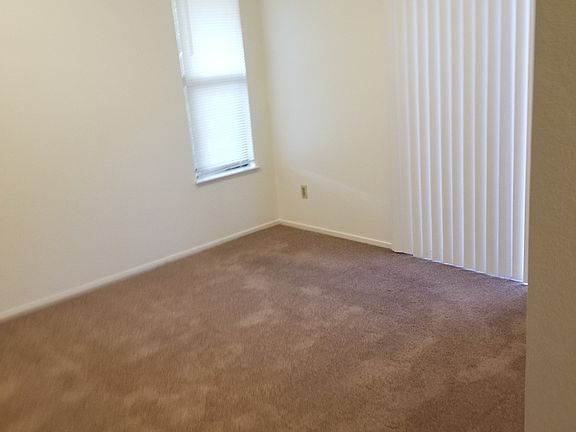 5th image of 7511 Pomerol Ln
