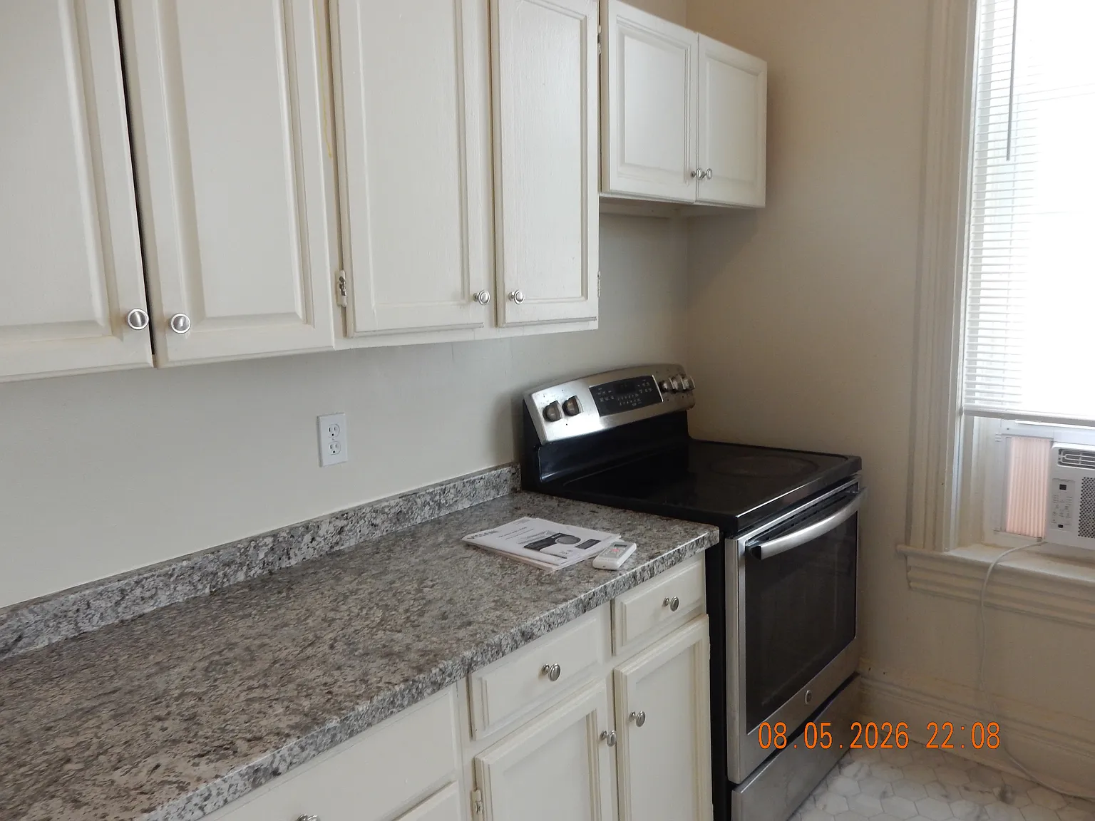 2 bed, 840 sqft, $1,500 — Photo 2