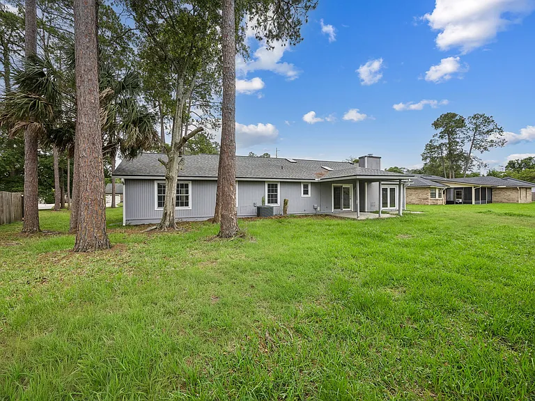 11018 Reading Rd — Photo 36