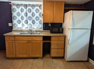 635 1/2 S Governor St, Iowa City, IA 52240