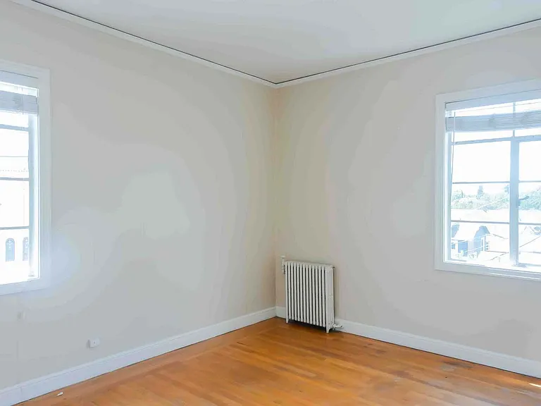 J Street Apartments — Photo 14