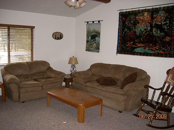 3rd image of 5382 Glenwood Ln