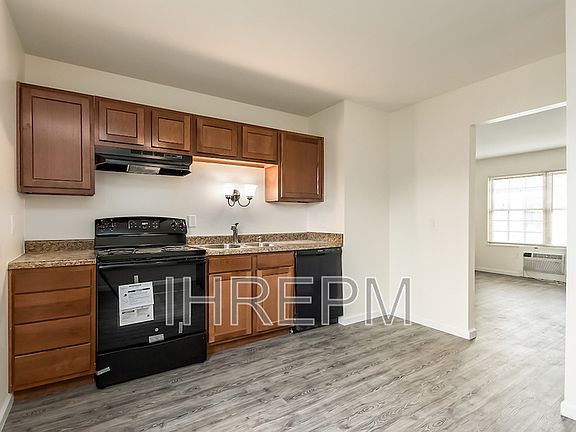 5th image of 2589 Red Rock Blvd APT D
