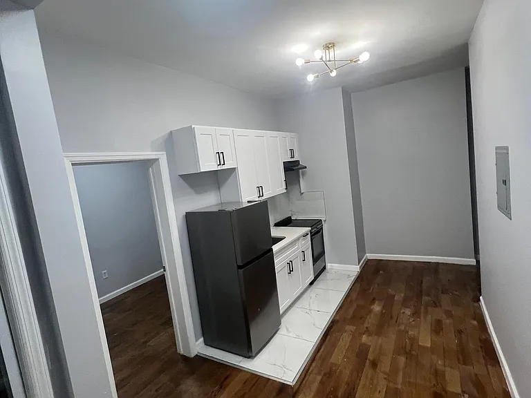 276 Broadway #2 — Photo 2