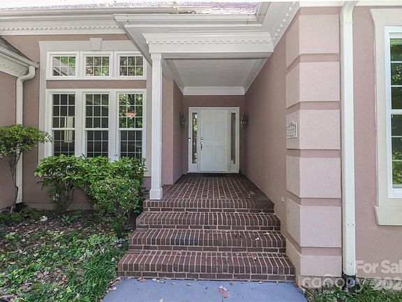 3rd image of 3253 Symphony Woods Dr