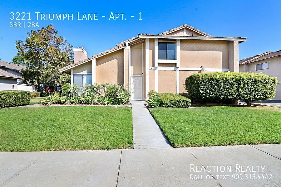 3221 Triumph Ln #1