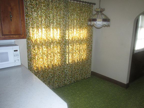 5th image of 6005 SW Chalmers Dr