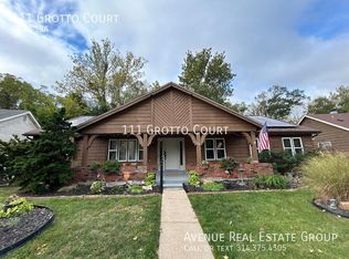 111 Grotto Ct, Florissant, MO 63031
