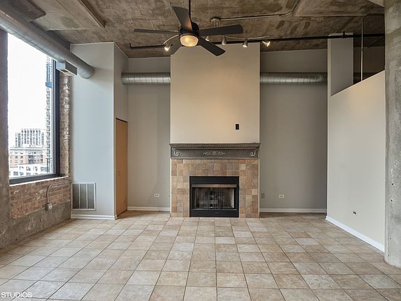 4th image of 1516 S Wabash Ave #705