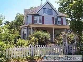 310 N Kalamazoo St, Paw Paw, MI 49079