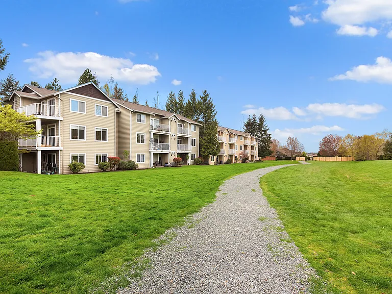 710 240th Way SE #D201 — Photo 4