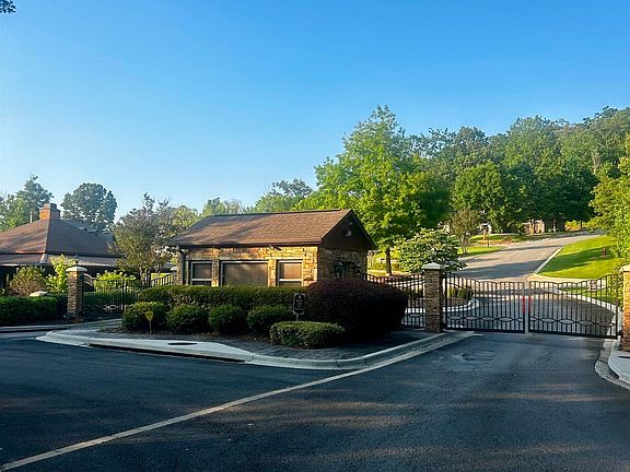 5th image of 139 Monte Sano Dr