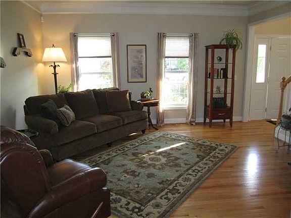5th image of 21 Hepburn Ln