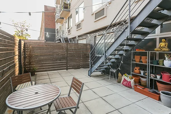 Rented by MNS | media 41