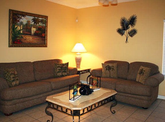 4th image of 127 E Esperanza St #1