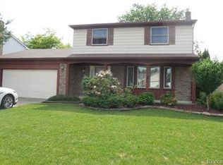 47343 Chrys Rd, Macomb, MI 48044