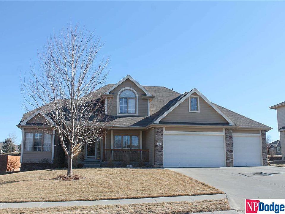 1st image of 605 Eagle Crest Dr