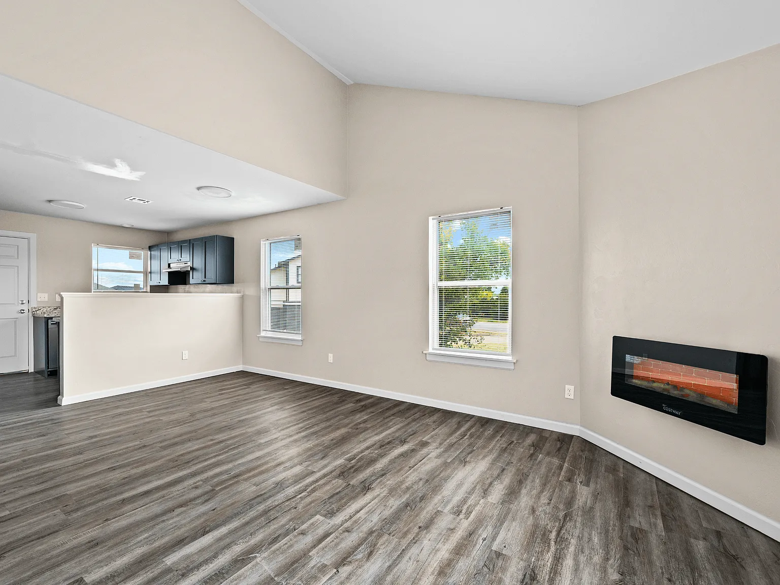 Diamond Ridge Apartments — Photo 3