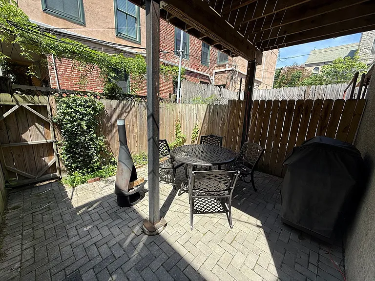 22nd St N 526 — Photo 21