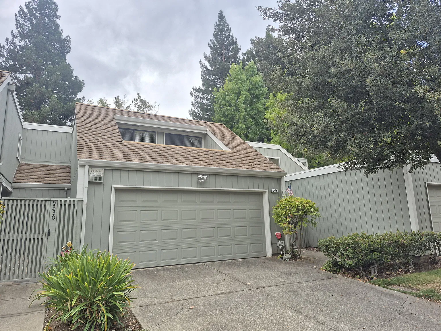 Riverdale Ct, Pleasanton — Photo 2