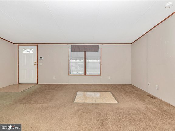 4th image of 16822 Longfellow Ct #661