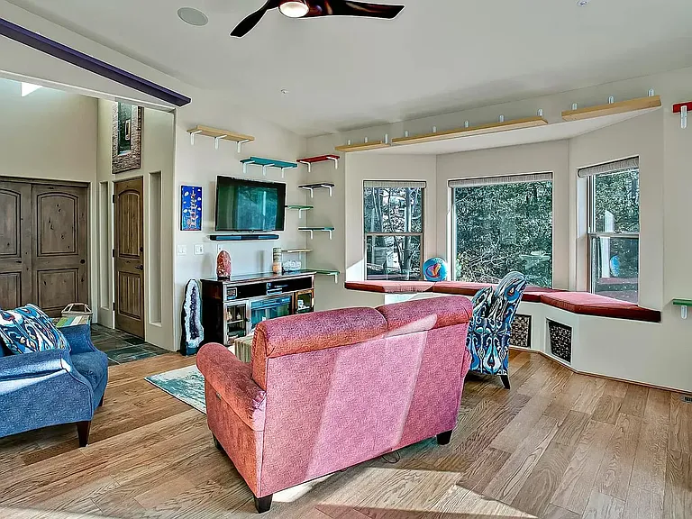 1621 Spruce Canyon Dr — Photo 8