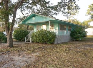 2915 Bay Grove Rd, Freeport, FL 32439