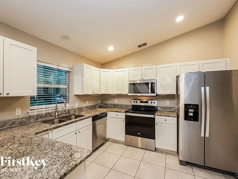 6193 Seaport St — Photo 6