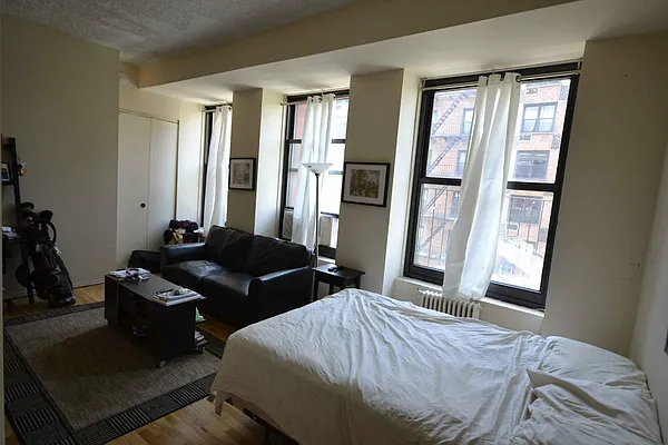 Rented by Bold New York | media 16