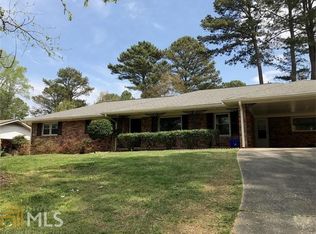 1861 Hebron Hills Dr, Tucker, GA