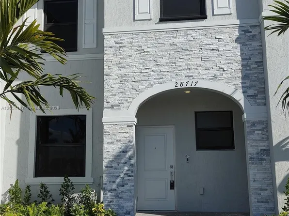 28717 SW 132nd Pl, Homestead, FL 33033