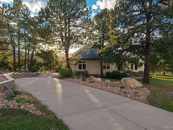 2nd image of 8061 Sugarloaf Road