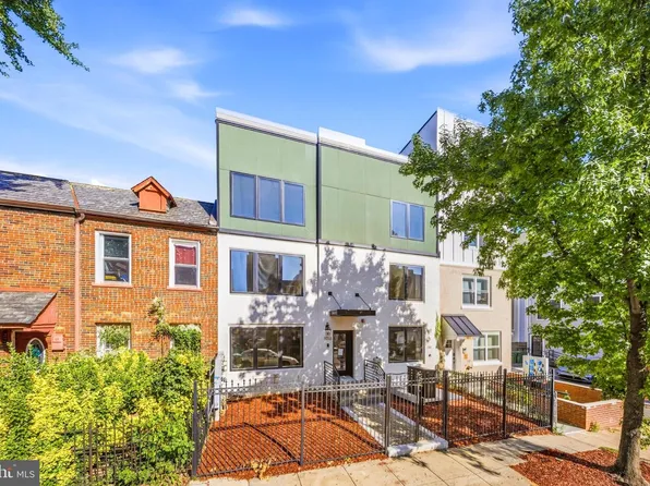 1013 17th Pl NE APT 2, Washington, DC 20002