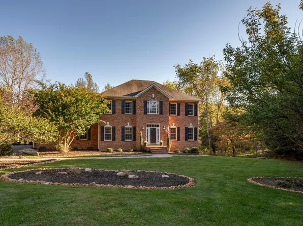 1307 Lake Meadow Ln, Forest, VA 24551