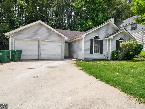 3863 Waldrop Hills Dr, Decatur, GA 30034