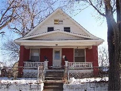 1st image of 705 Bennington Ave