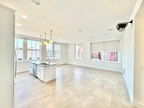 2102 Mechanic St #301 Photo 1