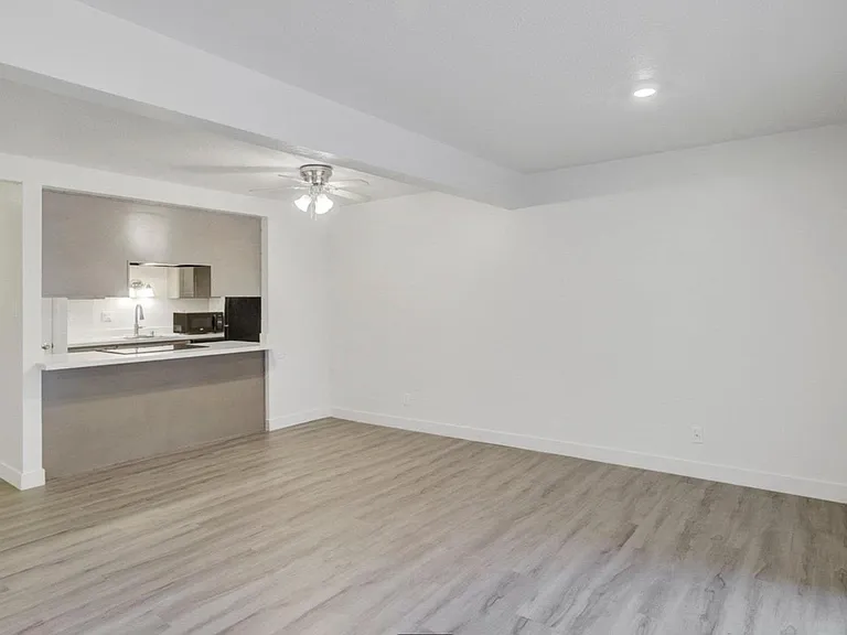 1524 Matheson Rd — Photo 11