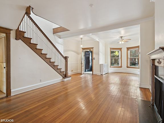 3rd image of 5234 S Greenwood Ave