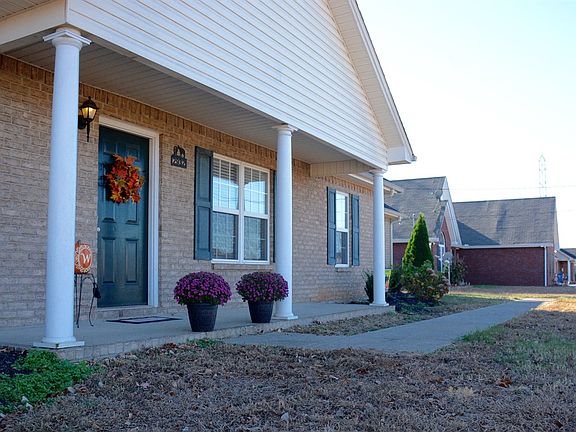 4th image of 2932 Cliffside Dr