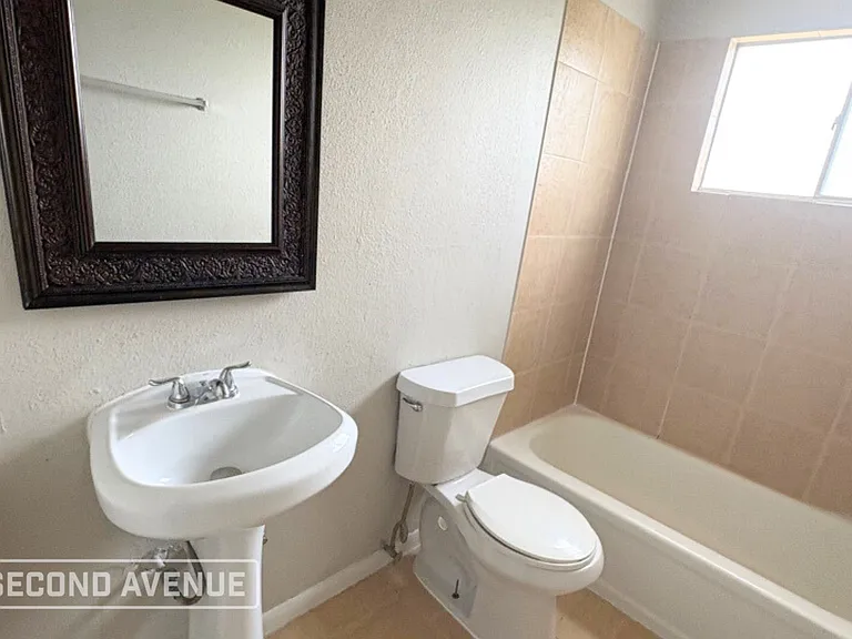 10122 Sagedowne Ln — Photo 12