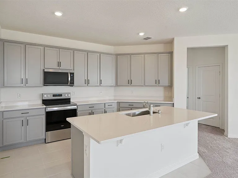 338 Ridgemark Ave — Photo 7