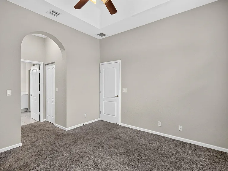 6305 Spring Lake Ter — Photo 16