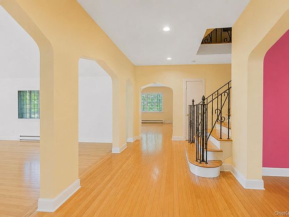 5th image of 133 Bon Air Avenue