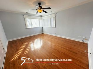 8224 W Addison St #3, Chicago, IL 60634