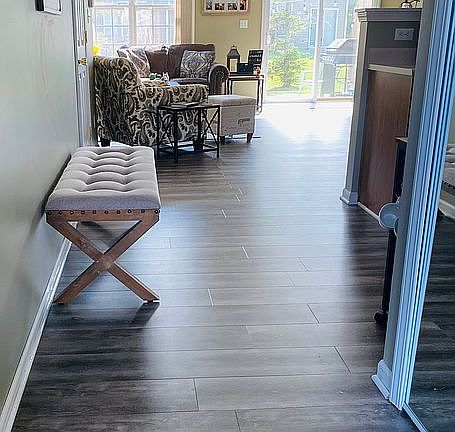 2nd image of 887 Flagstone Dr