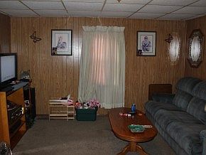 3rd image of 605 Richmond Ave