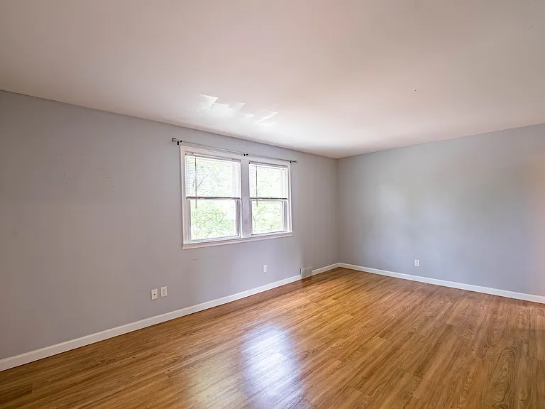 57 Clover Ln #2 — Photo 8