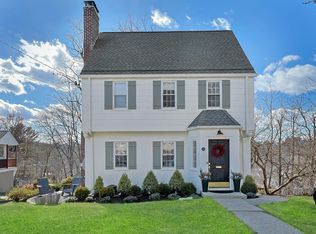 20 Iroquois Rd, Ossining, NY 10562